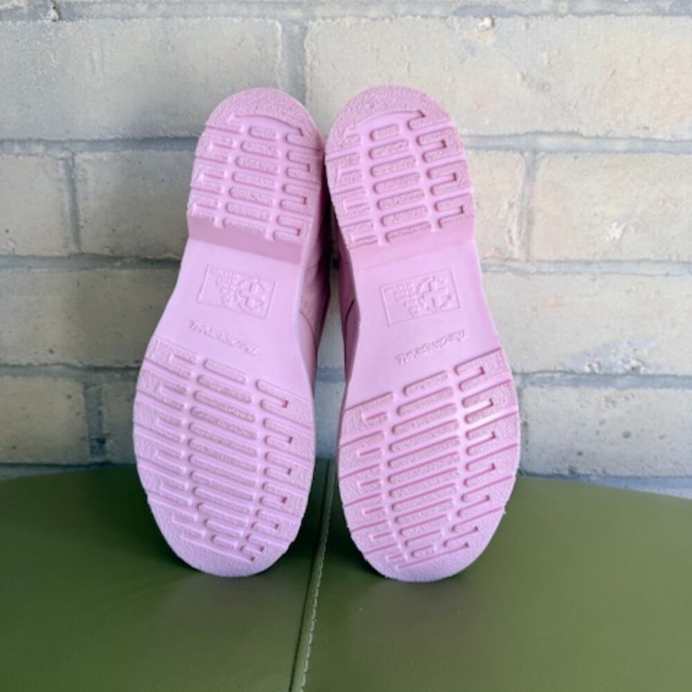 Dr. Martens 1460 pascal mono pink chalk size US womens 11 / UK 9 New in box - Picture 8 of 11